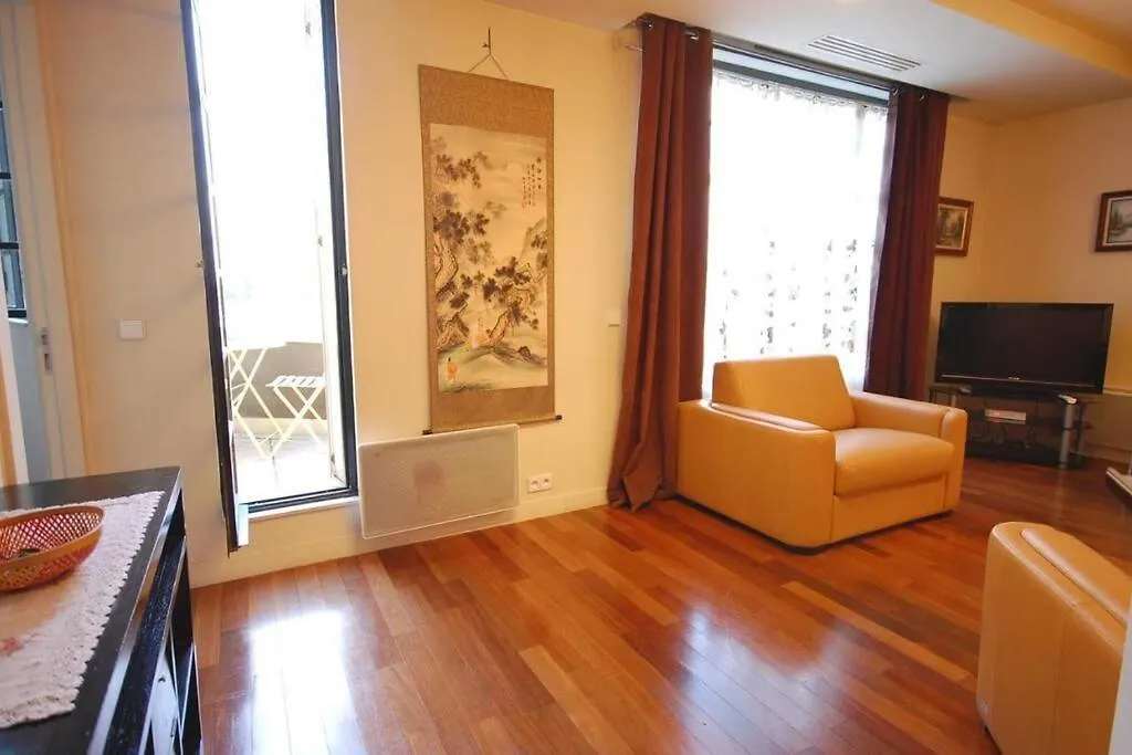 Appartamento Balcon Champs Elysees Parigi