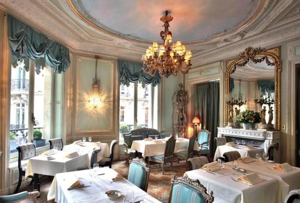 Balcon Champs Elysees Parigi Francia